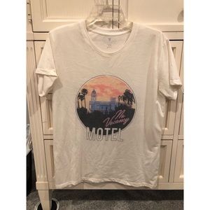 Vintage motel tee